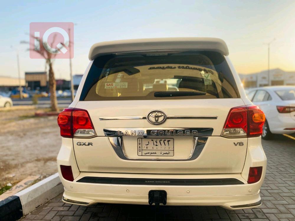 تويوتا لاندكروزر